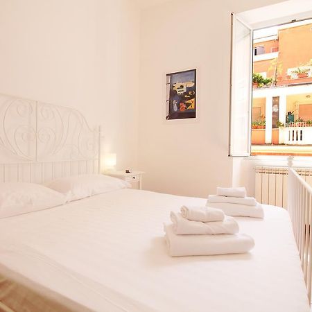 Colosseum Super Family Apartment Rzym Zewnętrze zdjęcie