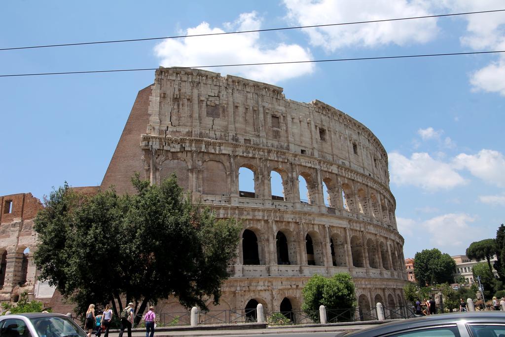 Colosseum Super Family Apartment Rzym Pokój zdjęcie