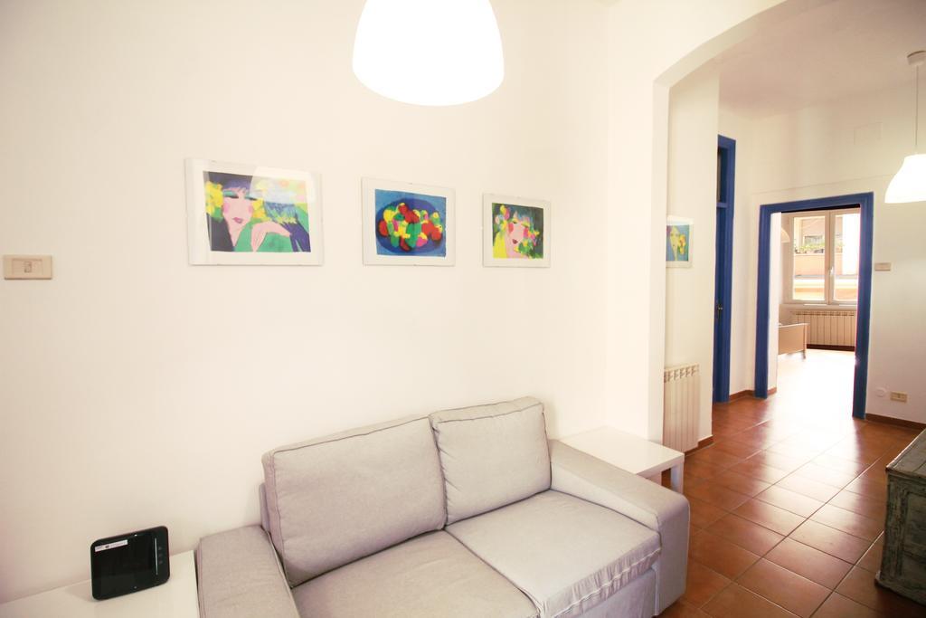 Colosseum Super Family Apartment Rzym Zewnętrze zdjęcie