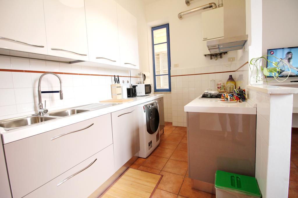 Colosseum Super Family Apartment Rzym Zewnętrze zdjęcie