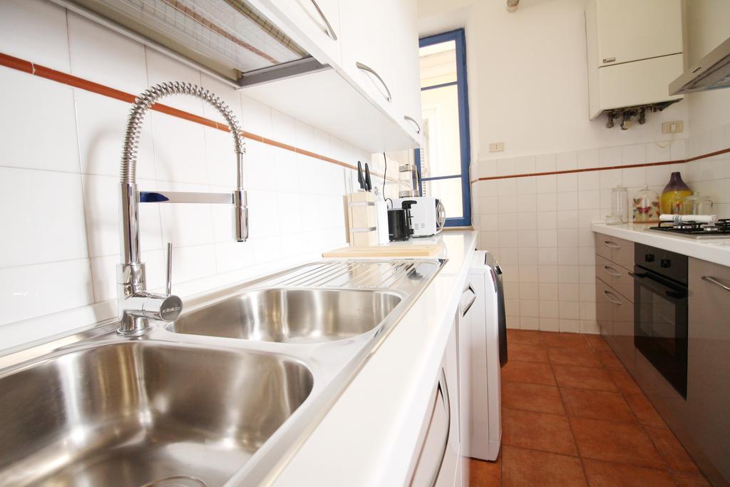 Colosseum Super Family Apartment Rzym Zewnętrze zdjęcie