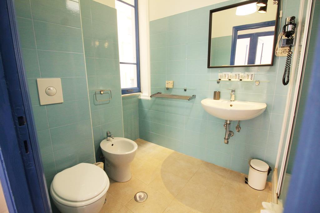 Colosseum Super Family Apartment Rzym Zewnętrze zdjęcie
